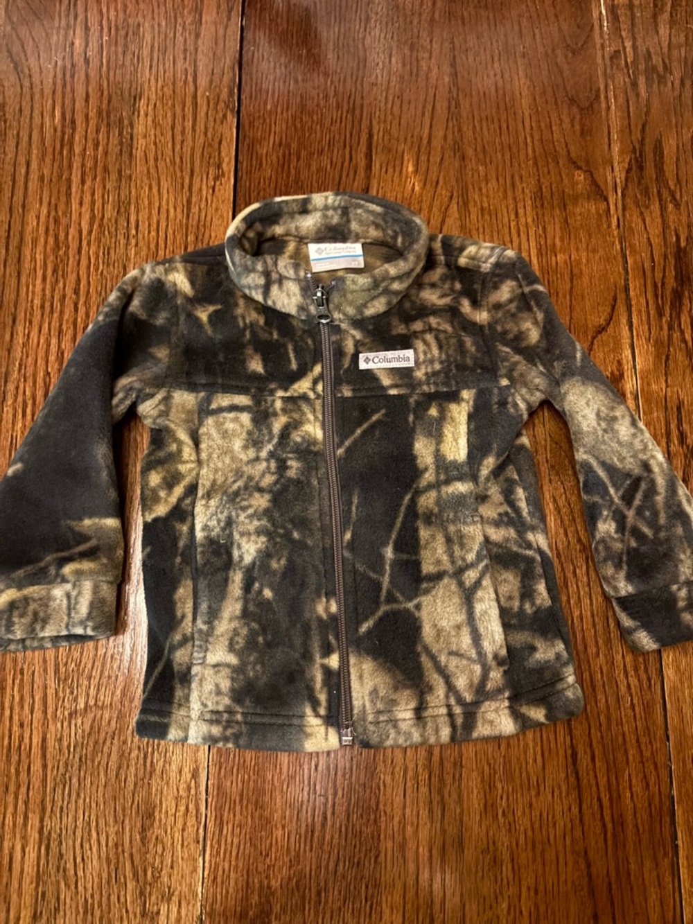 Columbia Fleece camo zip up